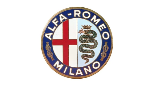 Значок Alfa Romeo около 1918 года с надписью ALFA-ROMEO и MILANO, савойскими узлами и разделённым диском с крестом и змеёй