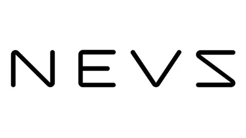 Логотип NEVS 2016–2023 годов: надпись NEVS с широкими промежутками между буквами
