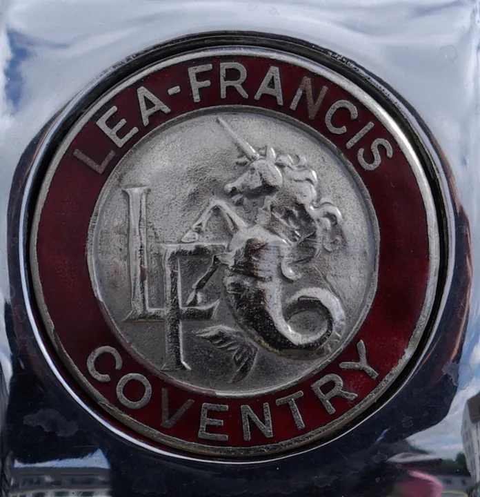 Логотип Lea-Francis